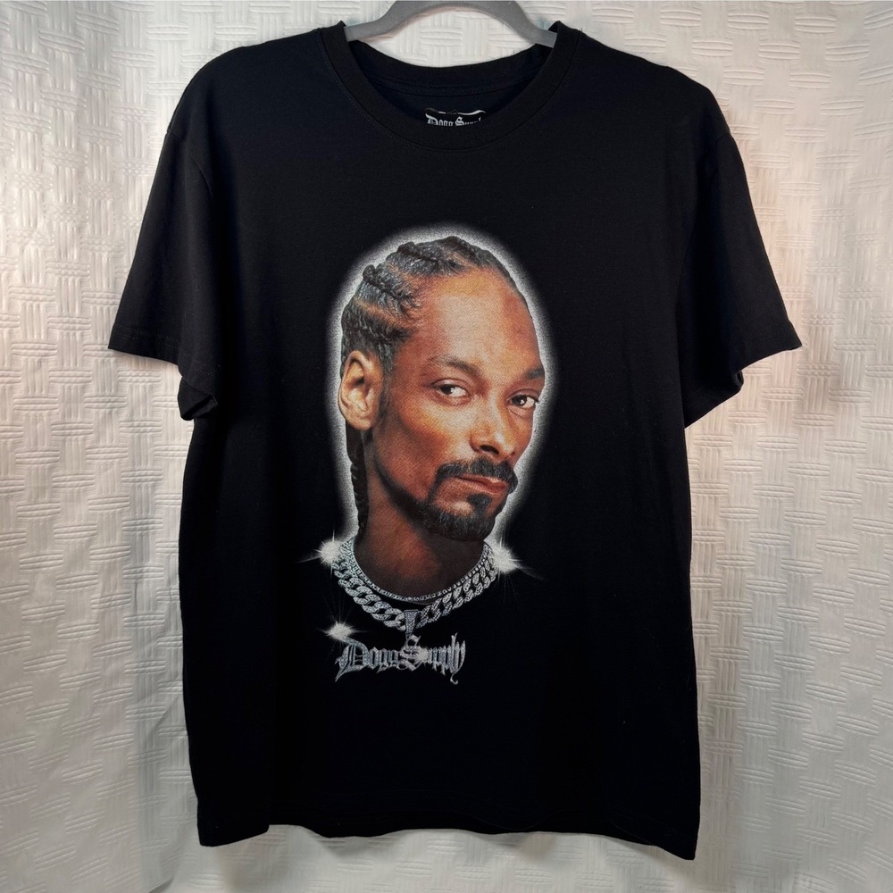 Snoop Dogg Graphic‎ T-Shirt / Size Large (Dogg Supply) / SKU 0199